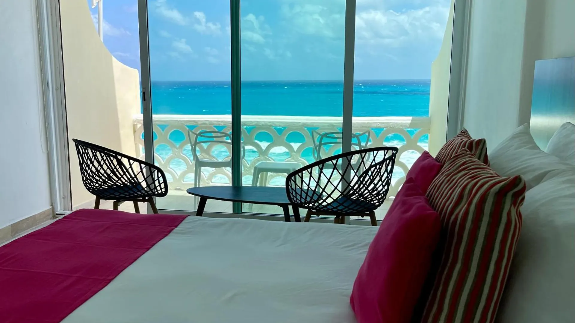 Beach And Ocean Front Apartments Cancún 0*,  Mexiko