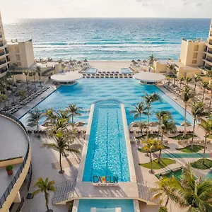 Resort The Royal Sands &, Cancún
