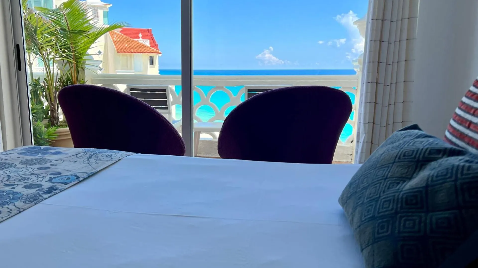 Beach And Ocean Front Apartments Cancún México