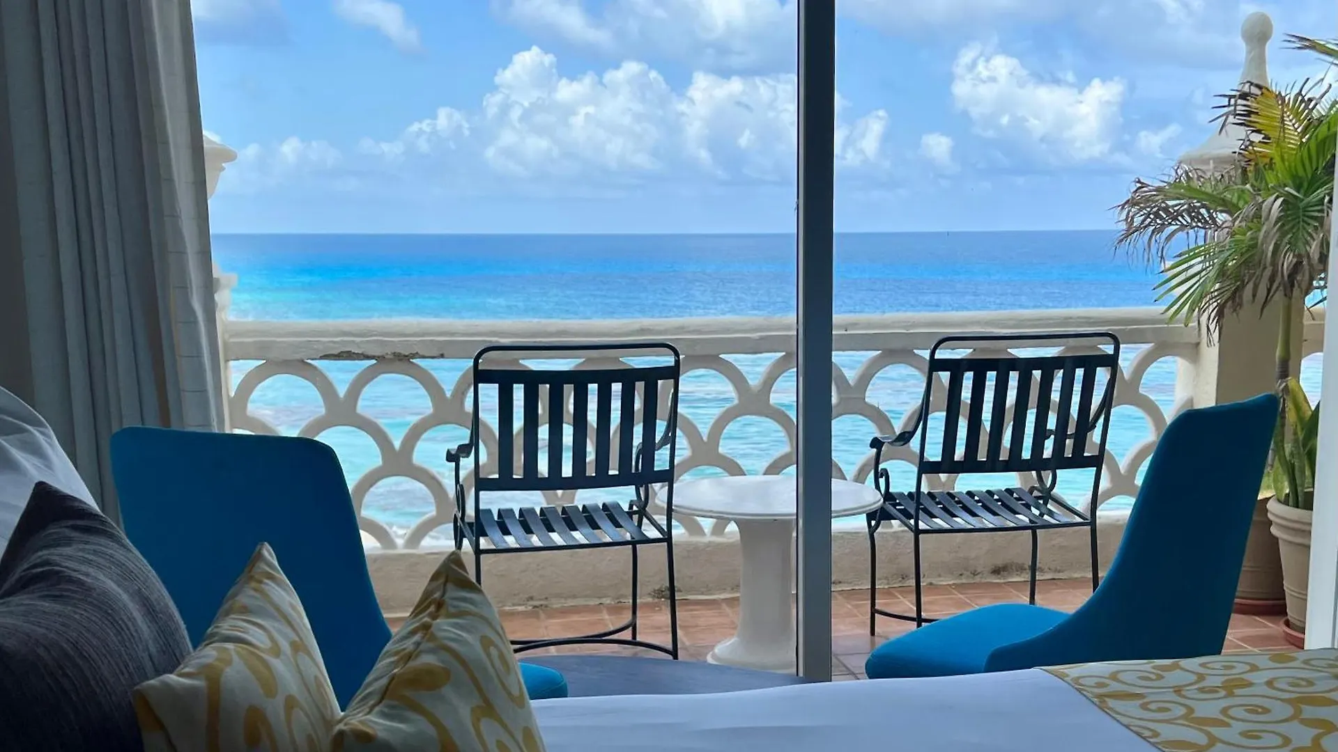 Beach And Ocean Front Apartments Cancún México