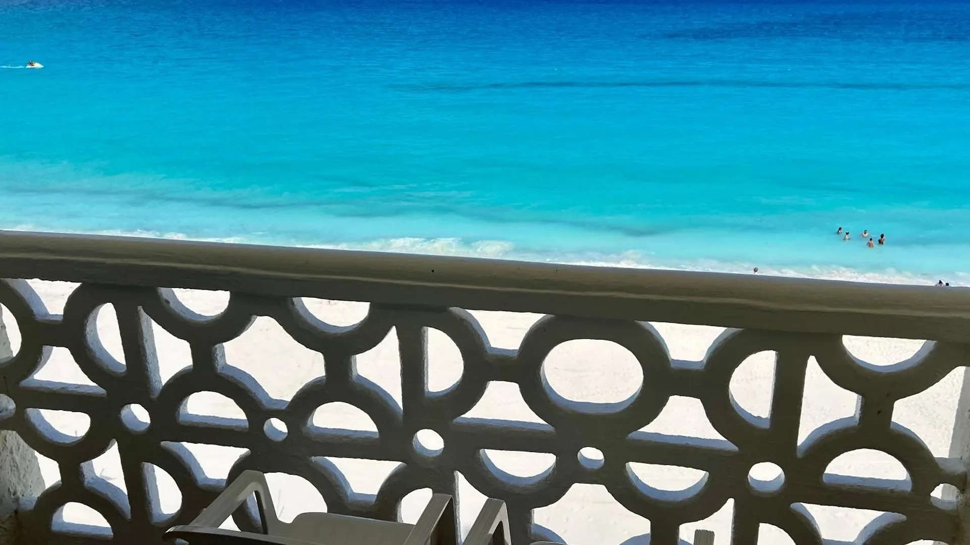 Beach And Ocean Front Apartments Cancún México